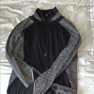 Lululemon long sleeve zip up